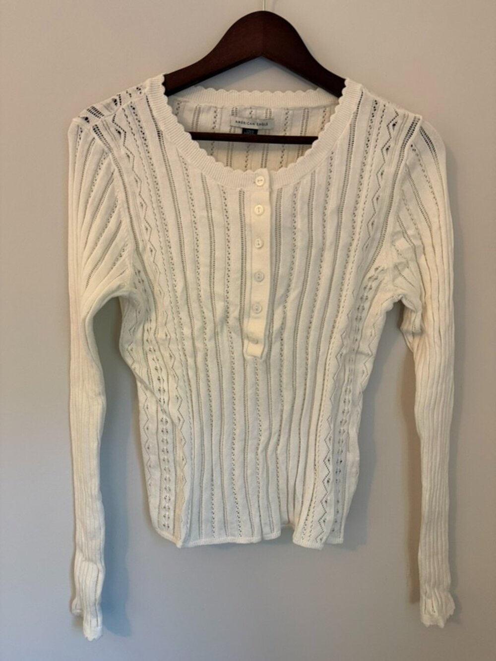 Women’s American Eagle Cream Pointelle Henley Sweater Size L NWT